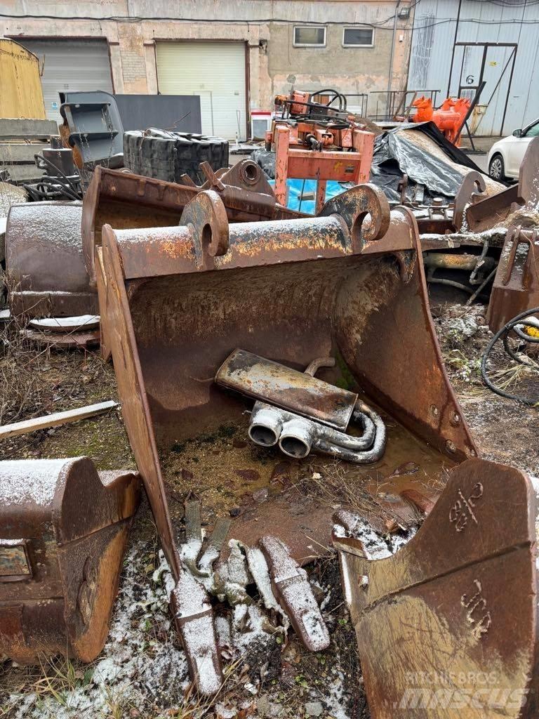 CAT CAT315D Wheeled excavators