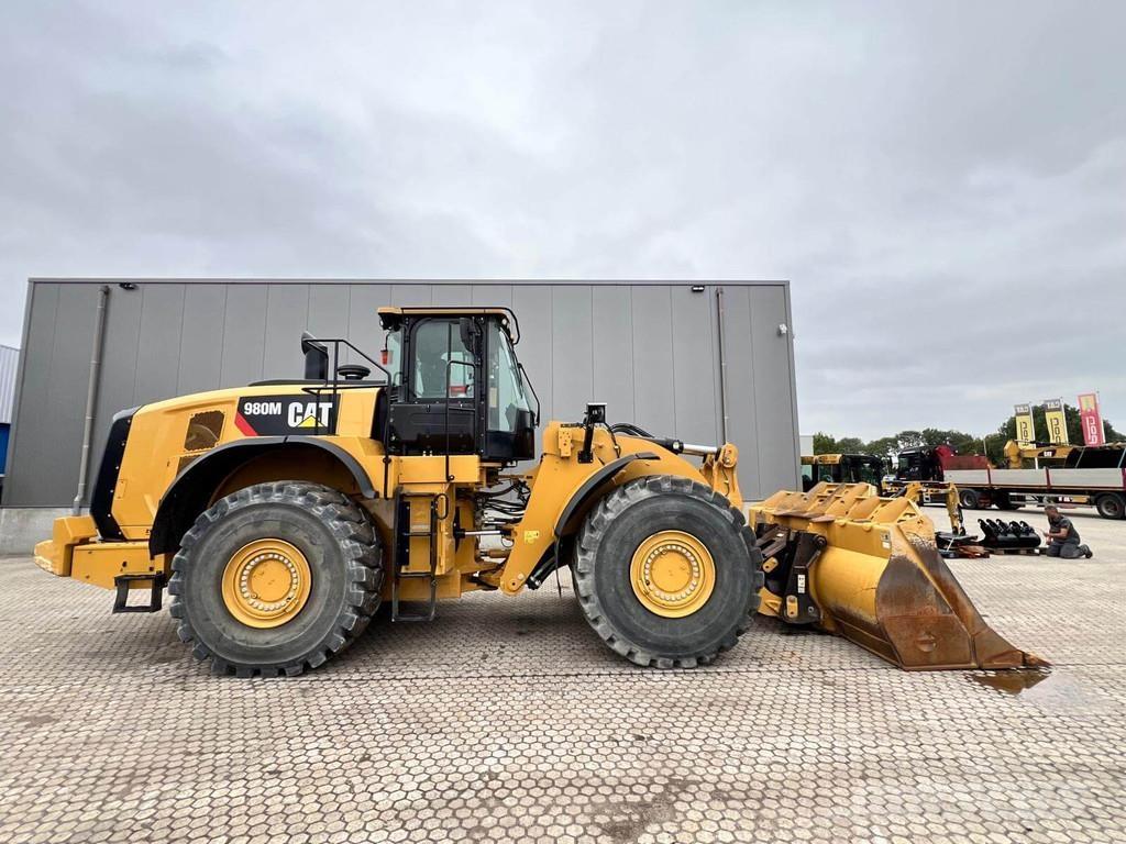 CAT 980M Wheel loaders