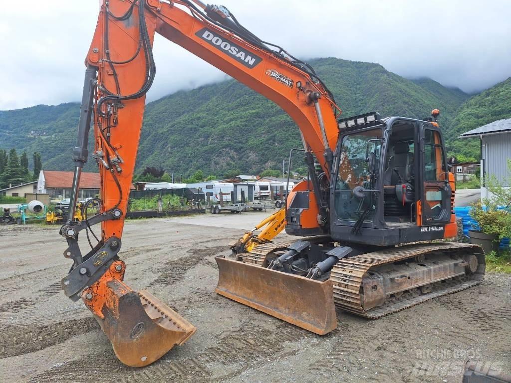 Doosan DX 140 LCR-7 Crawler excavators