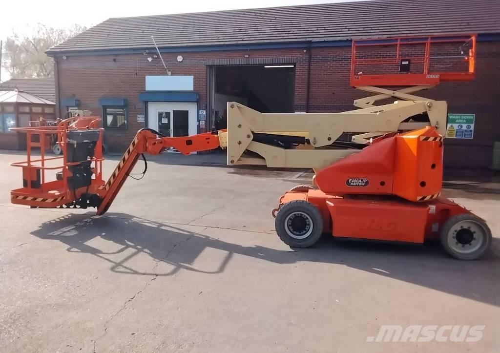 JLG E 400 AJP Articulated boom lifts