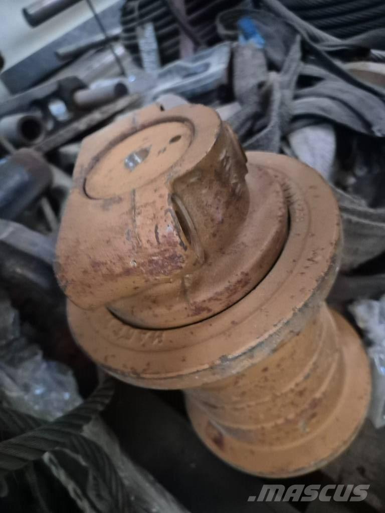 CAT D 6 Tracks, chains and undercarriage