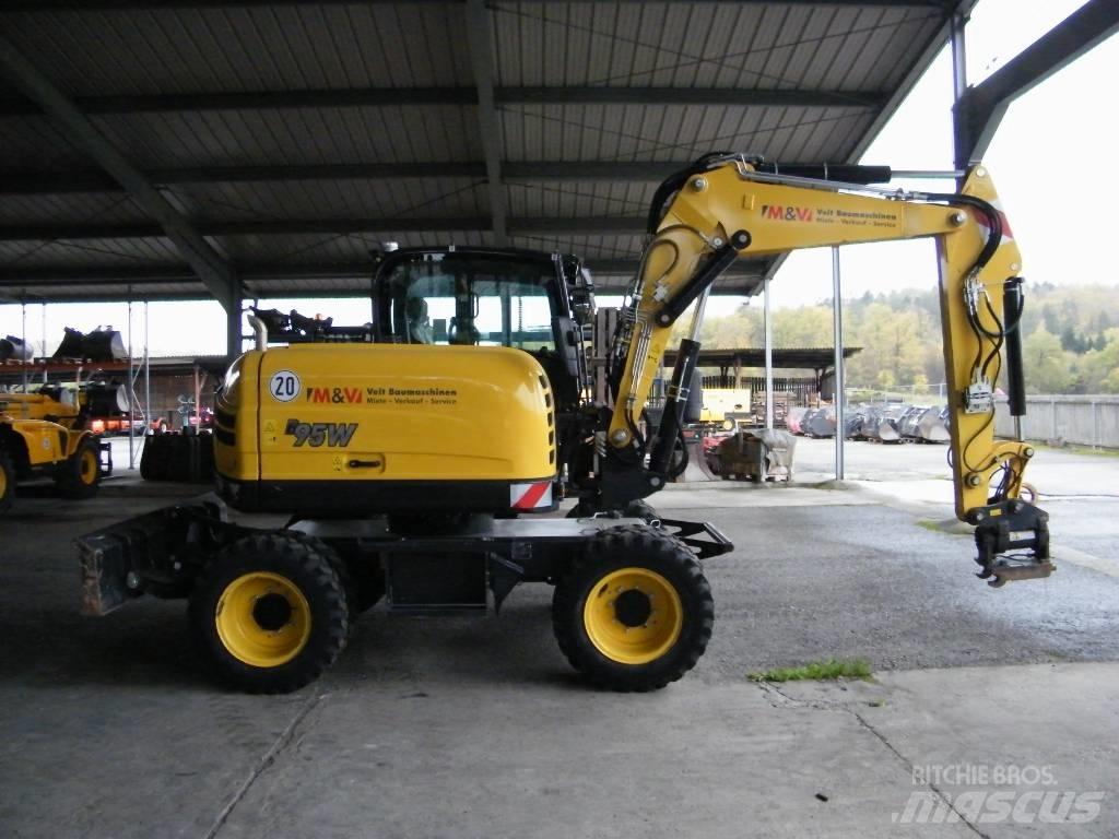 Yanmar B95W Wheeled excavators