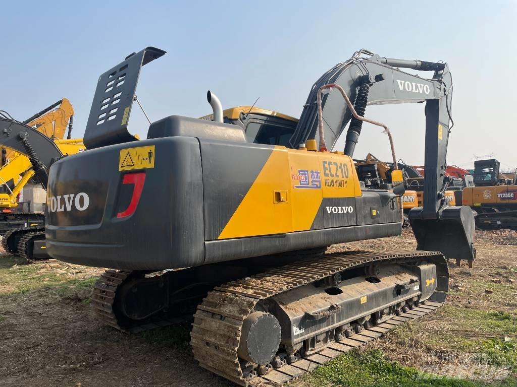 Volvo EC 210 Crawler excavators