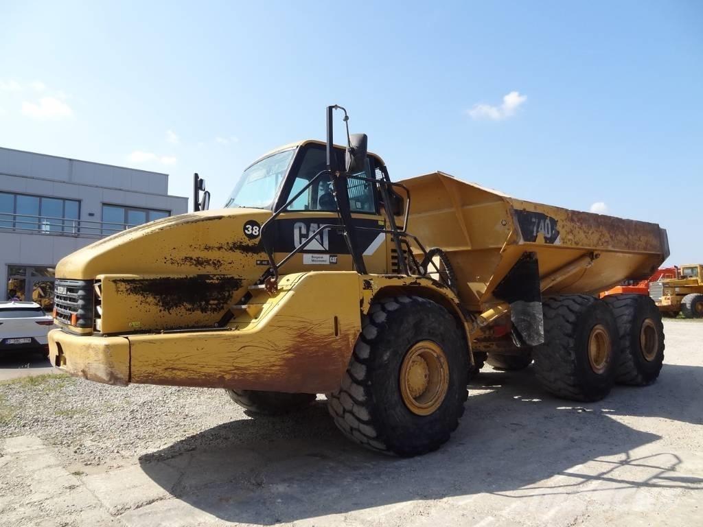 CAT 740 Articulated Haulers