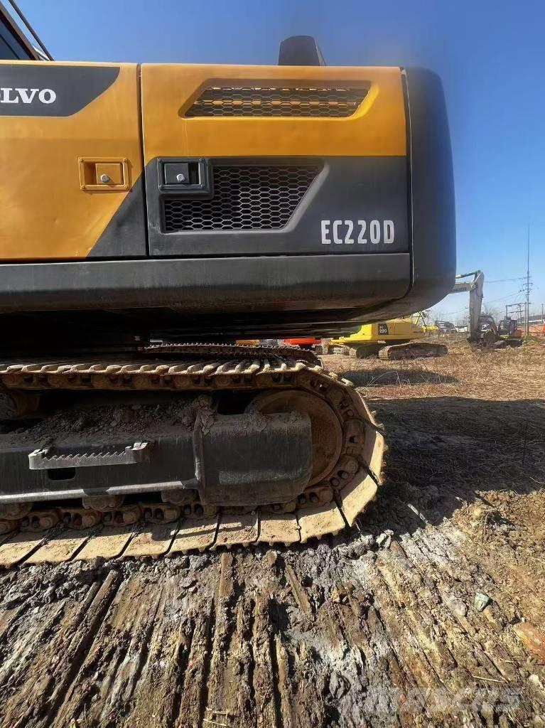Volvo EC 220 D Crawler excavators