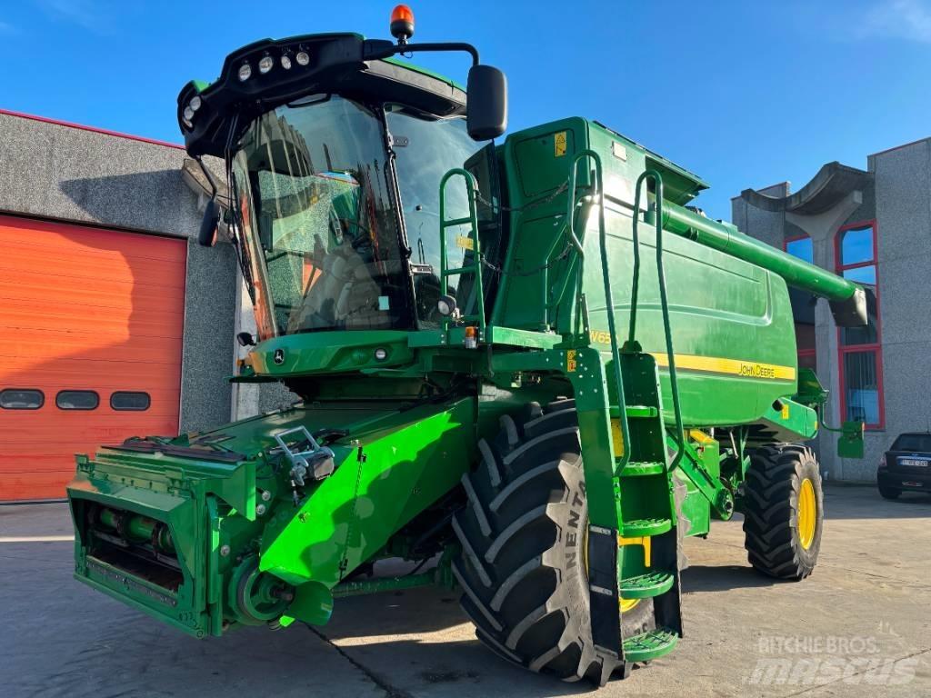 John Deere W 650 Combine harvesters