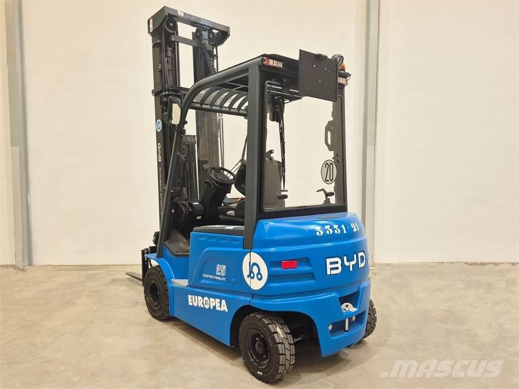 BYD SEF25B Electric forklift trucks