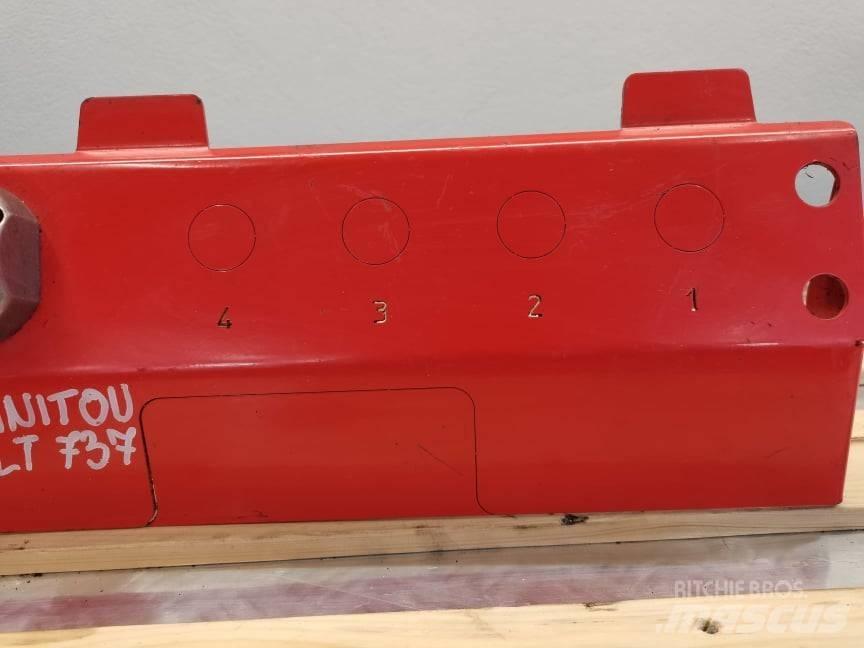 Manitou MLT shield Cabins and interior