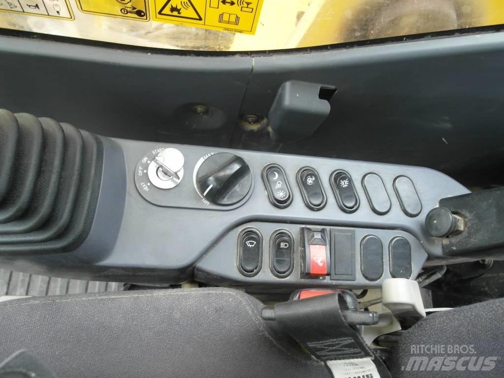 Komatsu PC 210 LC-11 Crawler excavators