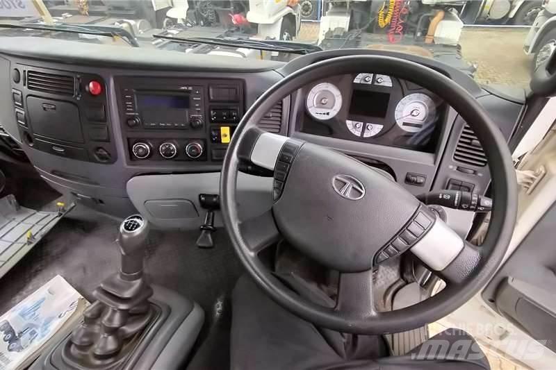 Tata PRIMA 3338K Other trucks