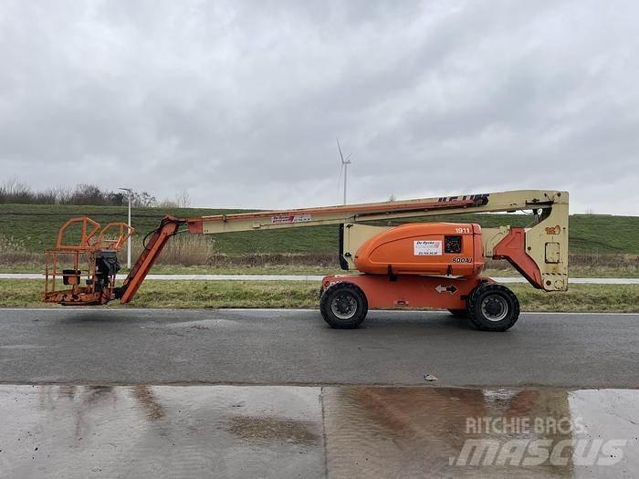 JLG 800AJ Articulated boom lifts