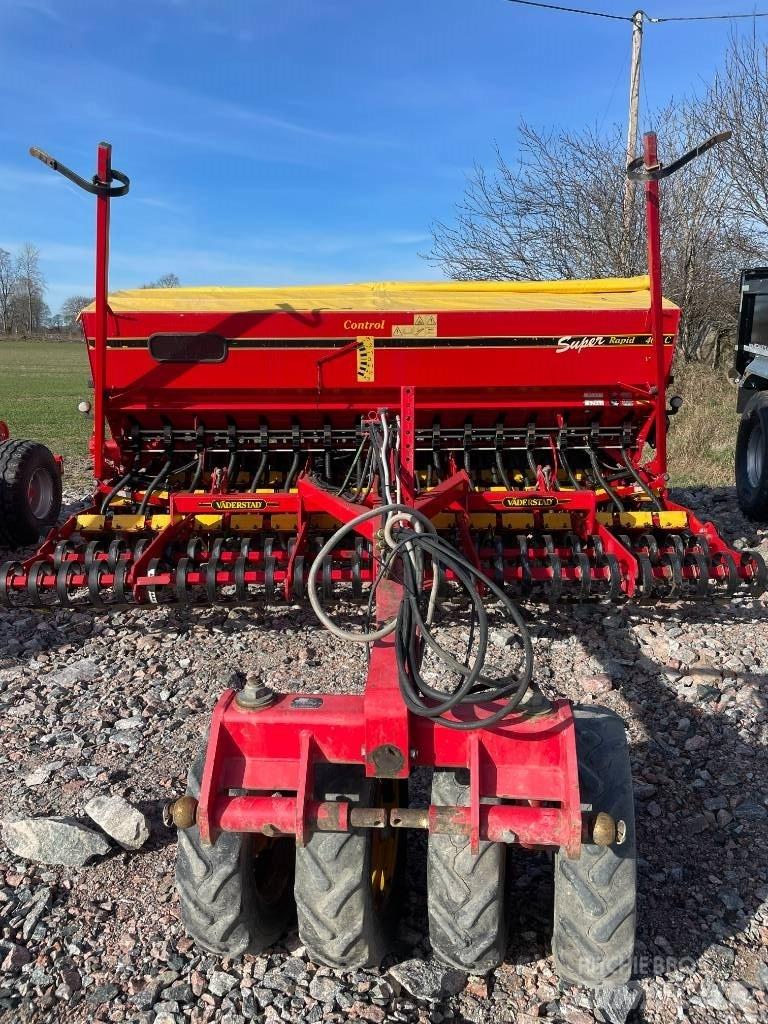 Väderstad Rapid400C Drills