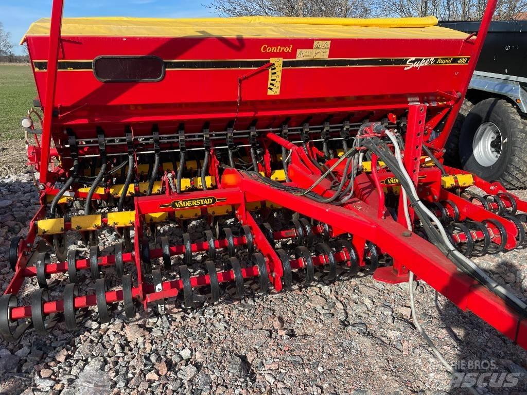 Väderstad Rapid400C Drills