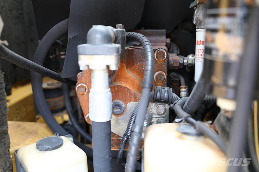 Komatsu PC 128 US Mini excavators  7t - 12t