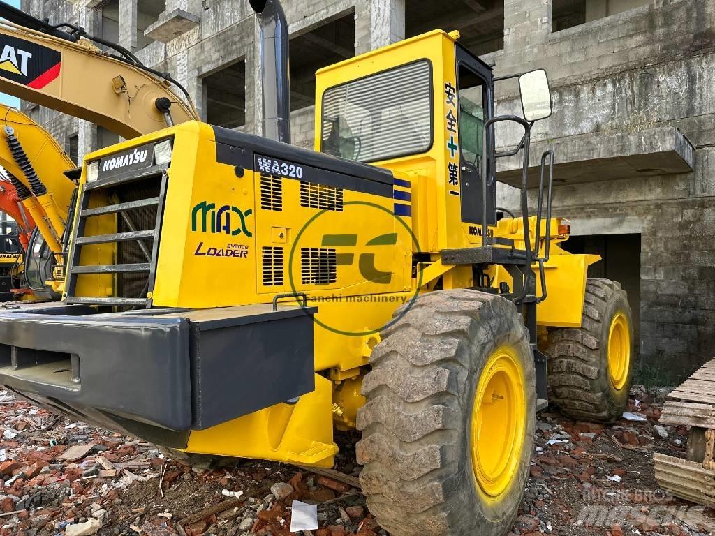 Komatsu WA 320 Wheel loaders