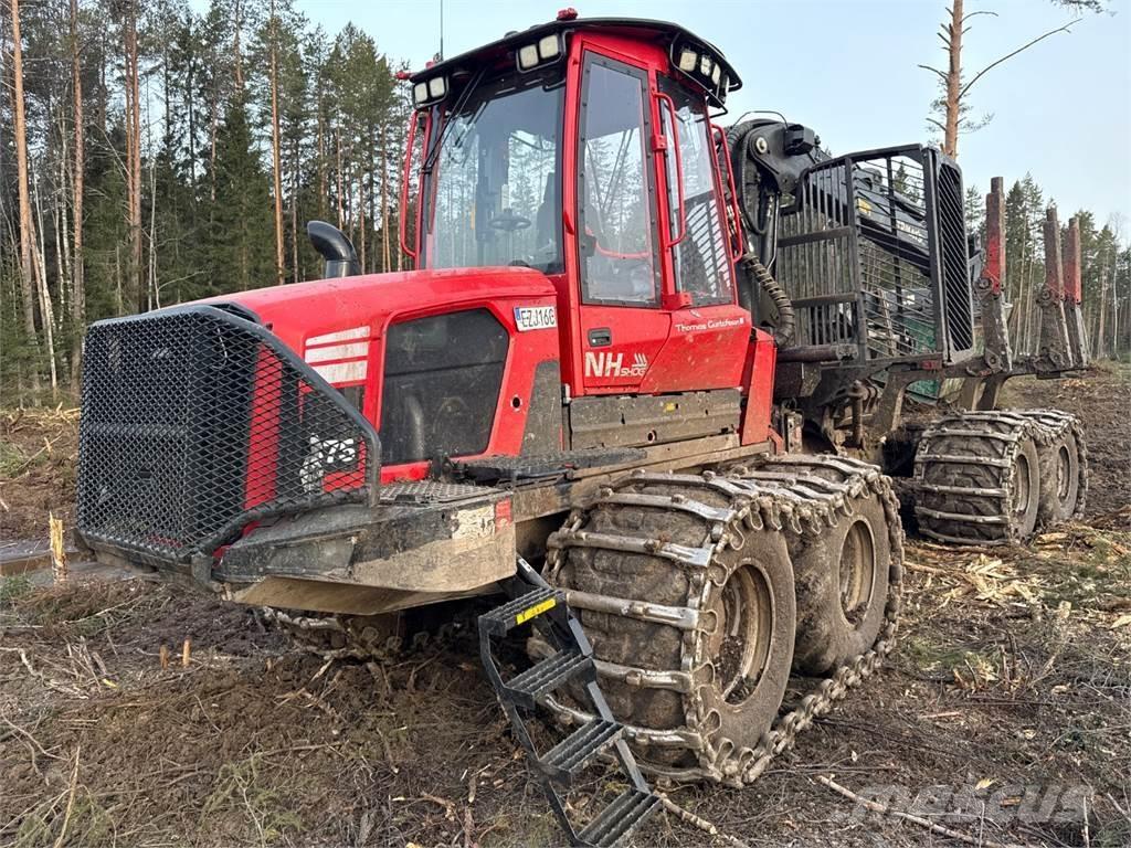 Komatsu 875 Forwarders