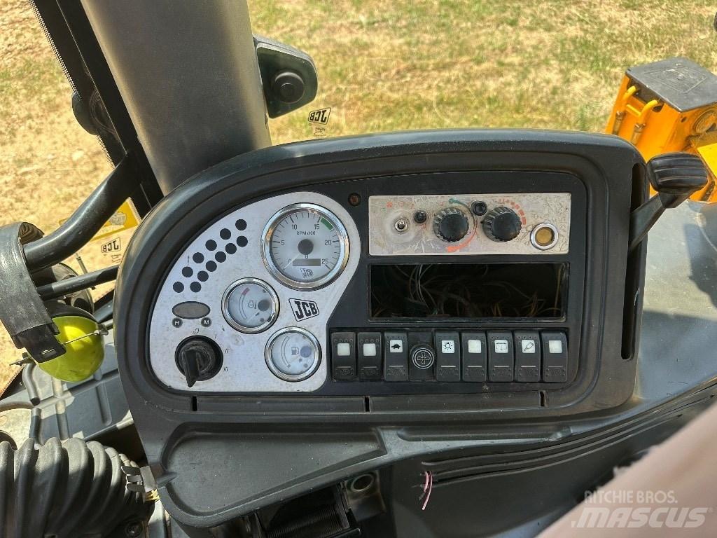 JCB 3 CX Backhoe