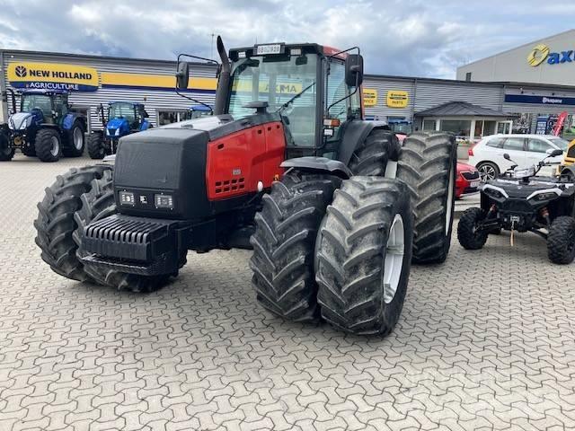 Valmet 8550 Tractors