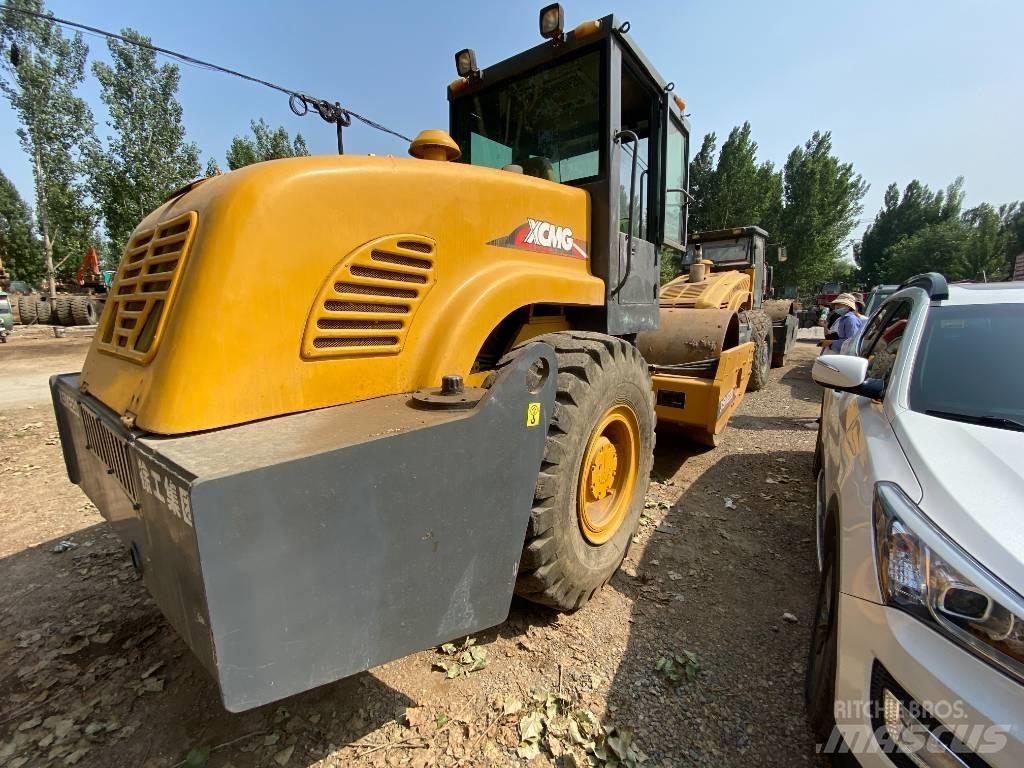 XCMG XSM220 Single drum rollers