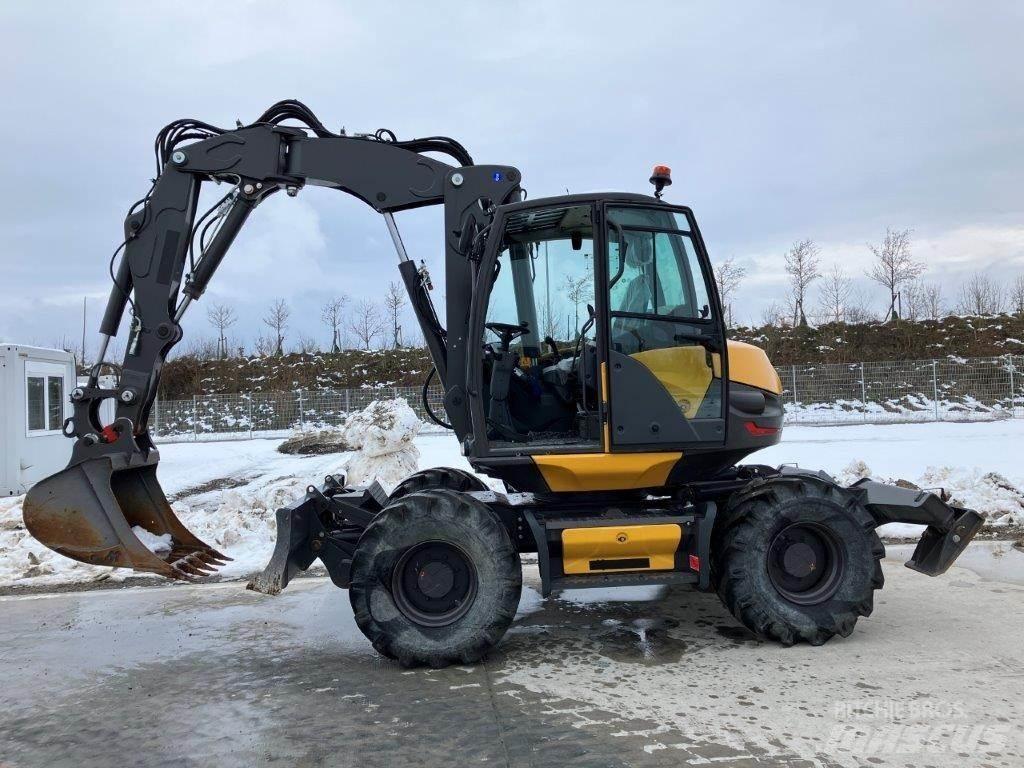 Mecalac 11 MWR Wheeled excavators