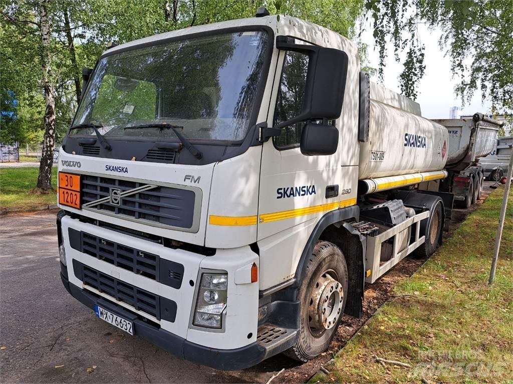 Volvo FM 260 Tanker trucks