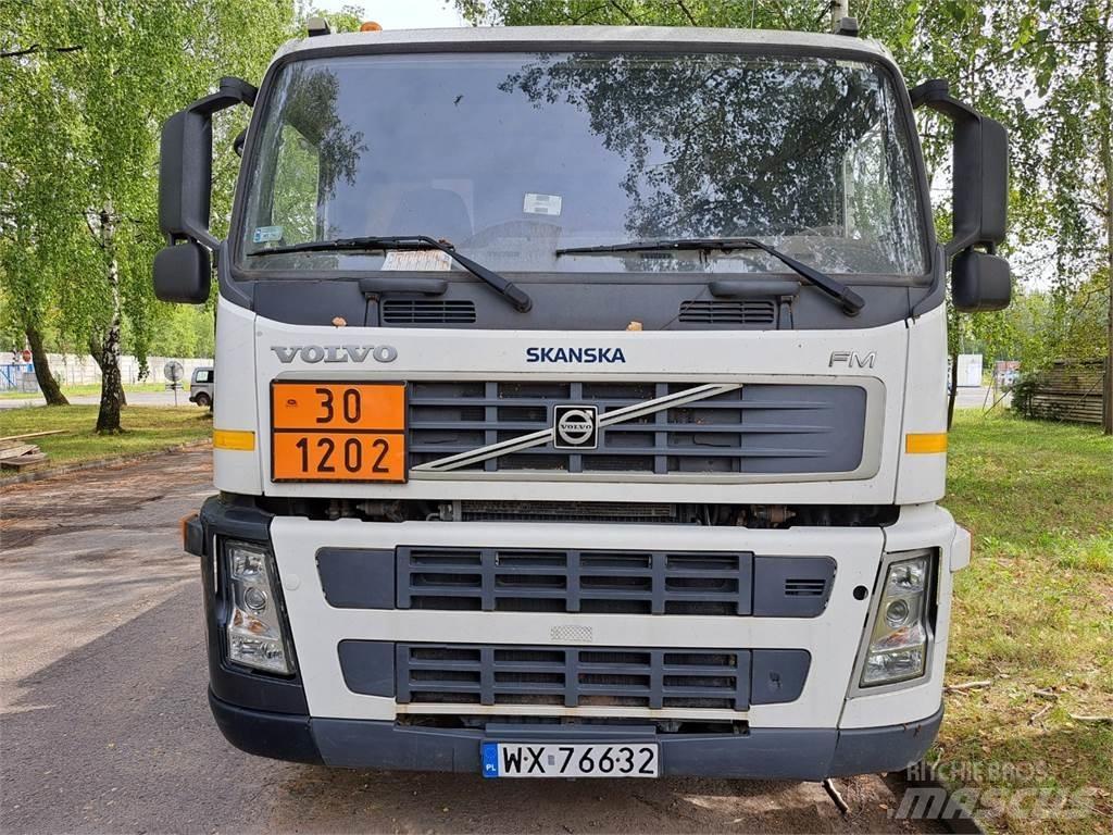 Volvo FM 260 Tanker trucks