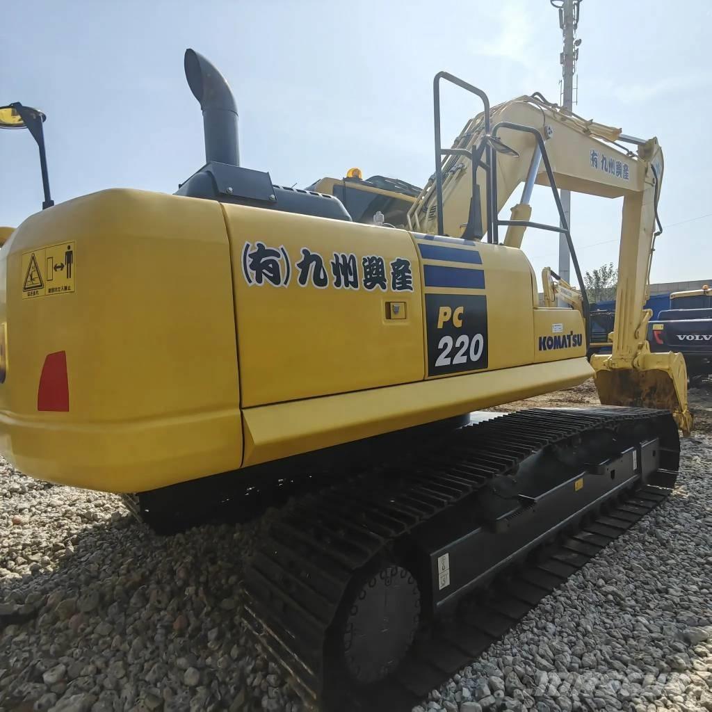 Komatsu PC 220-8 Crawler excavators