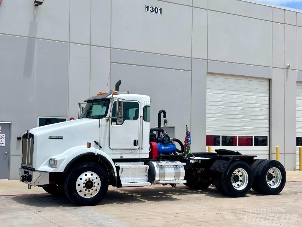 Kenworth T 800 Prime Movers