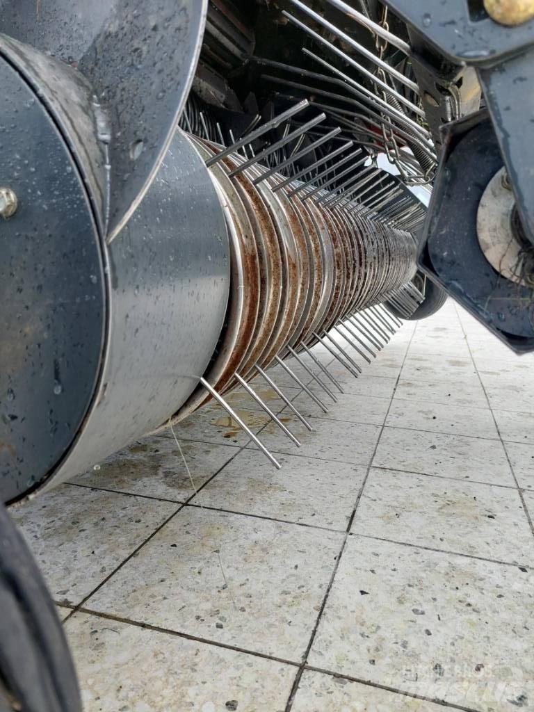 Kuhn VBP 2265 Round balers