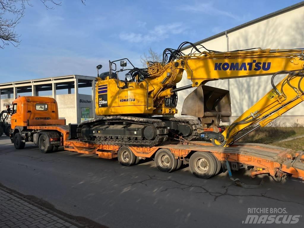 Komatsu PC228USLC-11 Crawler excavators