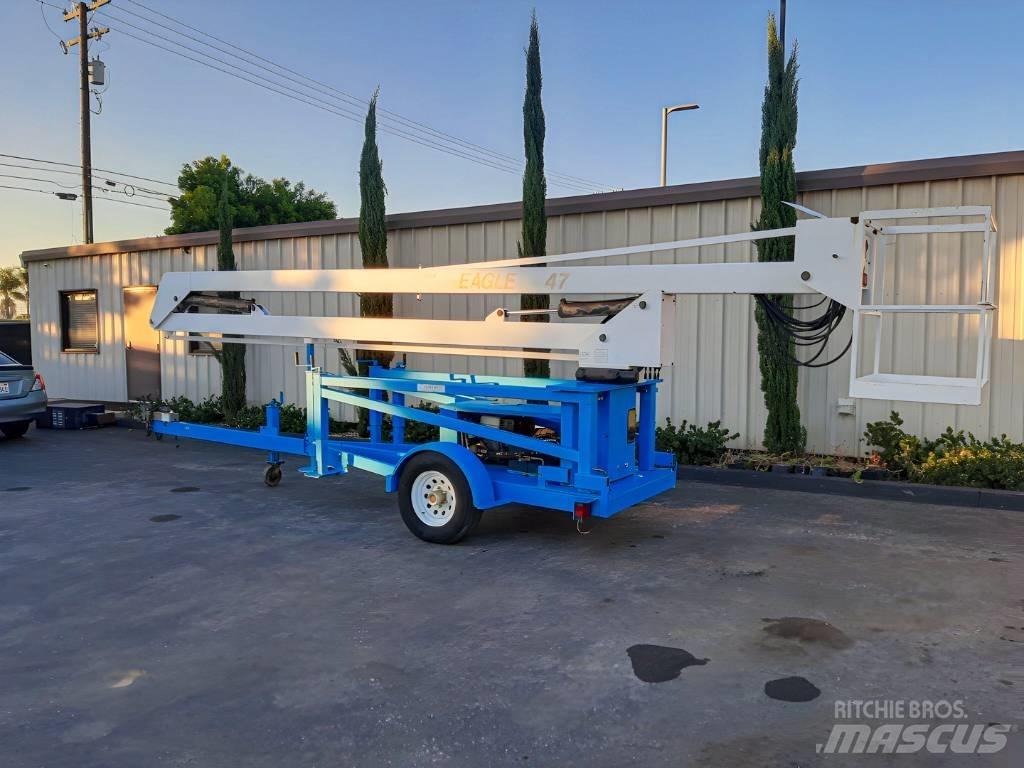 AmeriQuip EAGLE 47 Articulated boom lifts