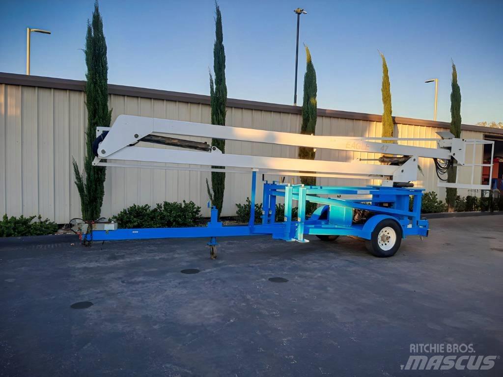 AmeriQuip EAGLE 47 Articulated boom lifts