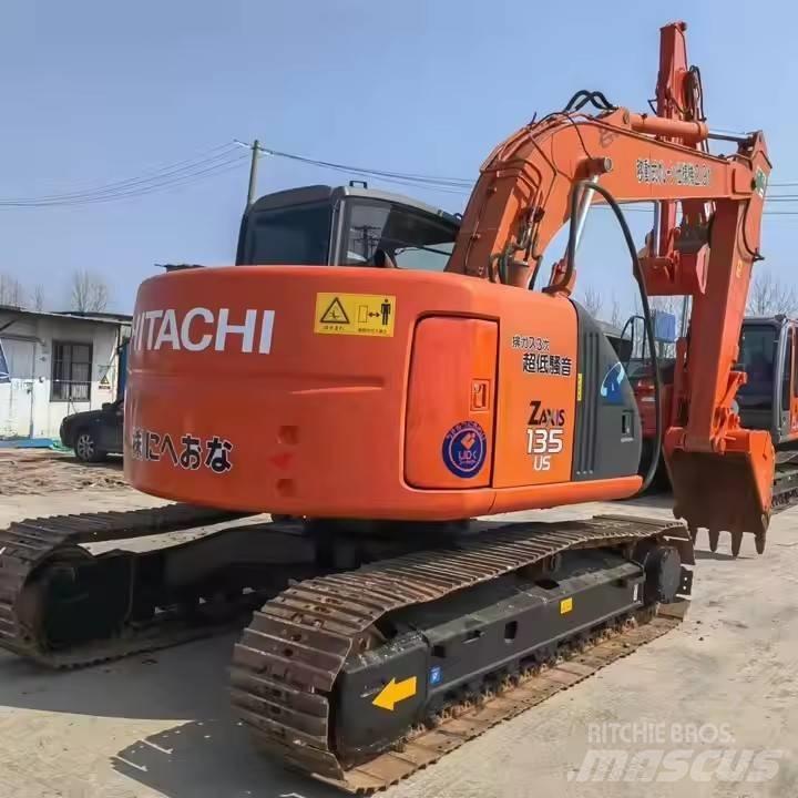 Hitachi ZX135 Crawler excavators