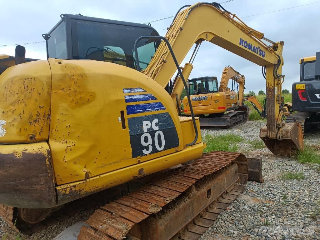 Komatsu PC 90 Crawler excavators