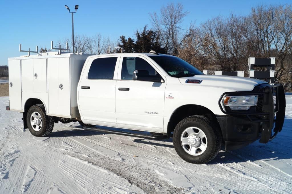RAM 3500 TRADESMAN Pick up/Dropside