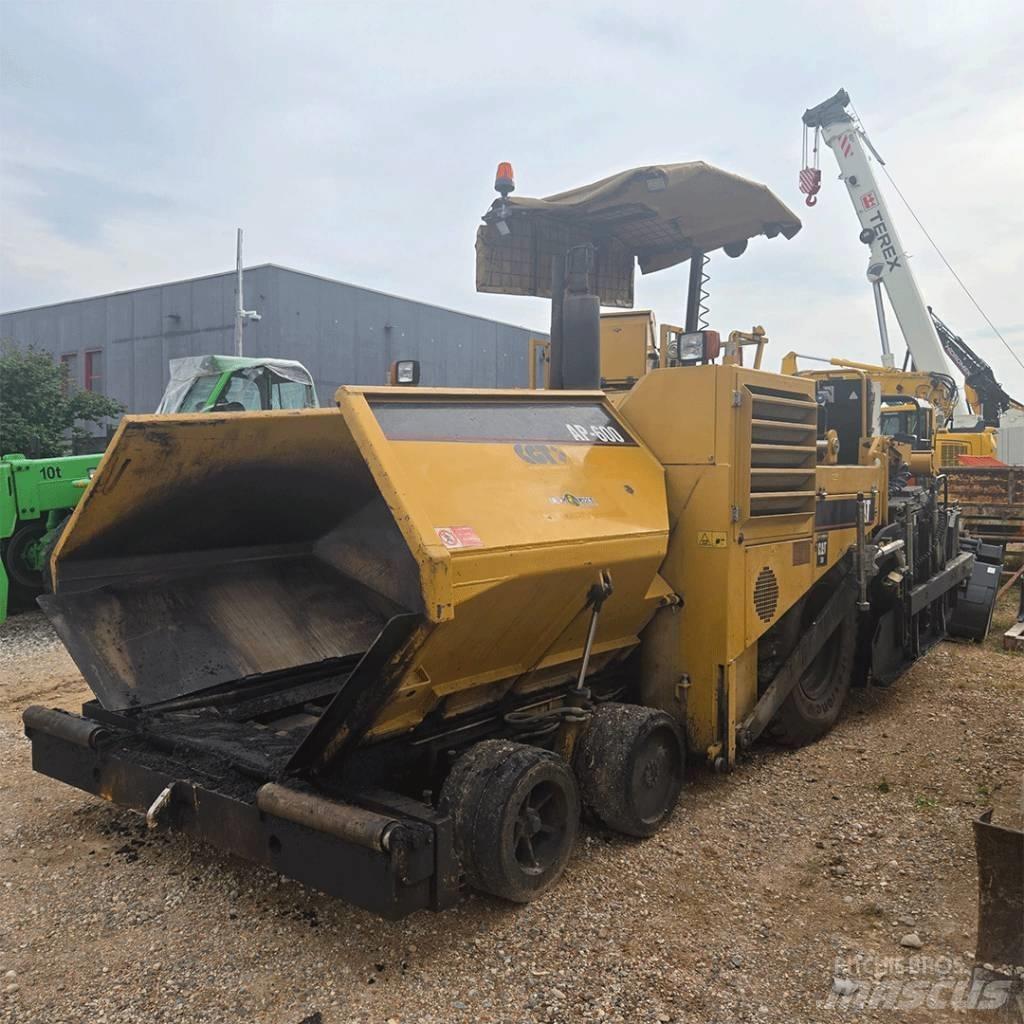 CAT AP600 Asphalt pavers