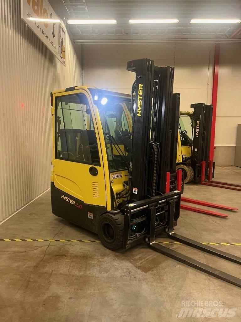 Hyster J2.0XNT MWB Electric forklift trucks