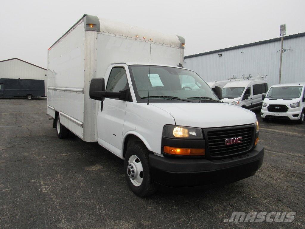 GMC Savana 3500 Box trucks