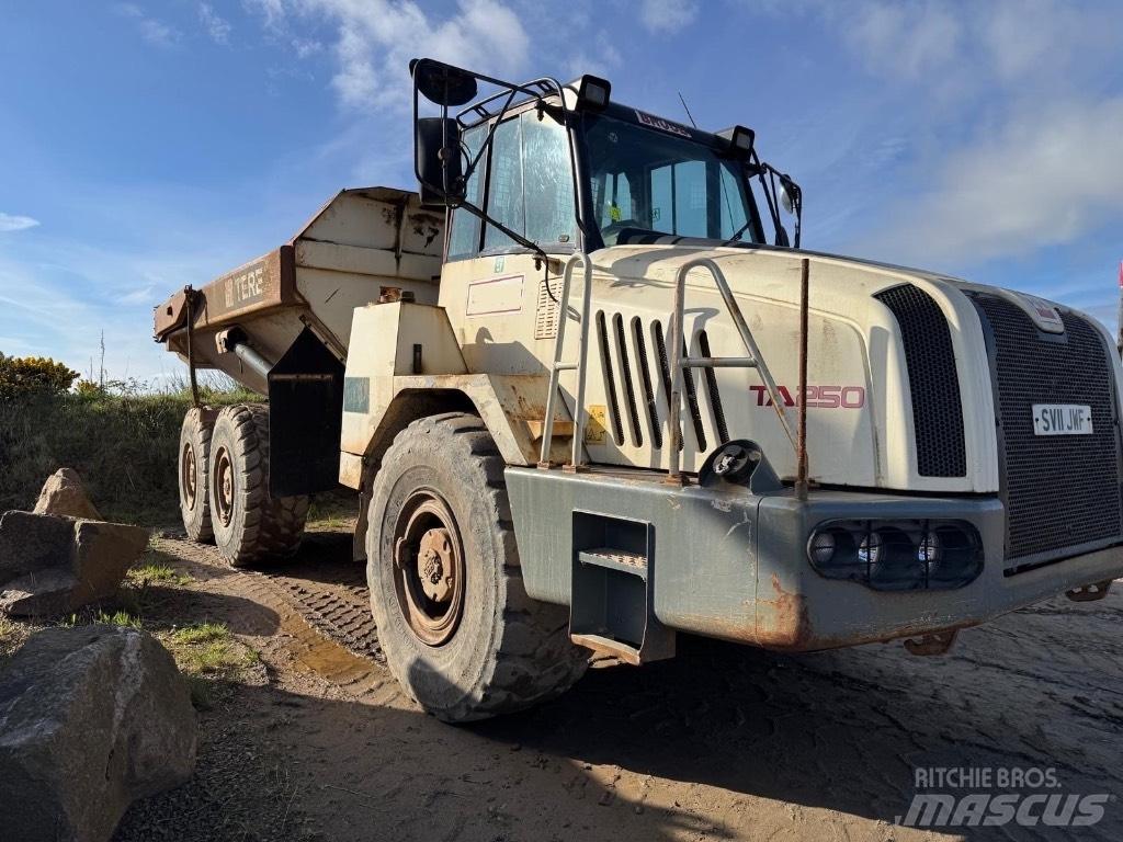 Terex TA 250 Articulated Haulers