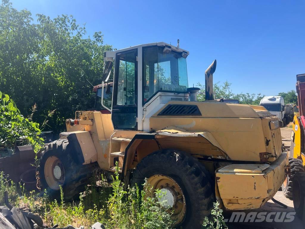 Liebherr 522 Chassis and suspension