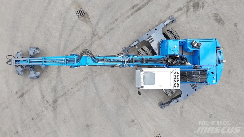 Fuchs MHL 320 D Waste / industry handlers