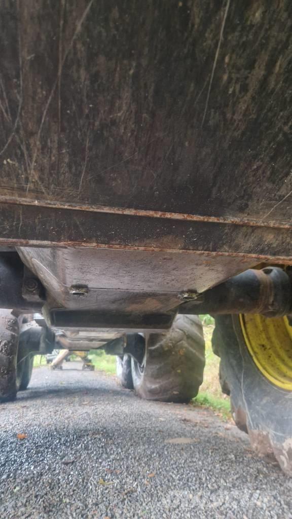 John Deere 1470 D Harvesters