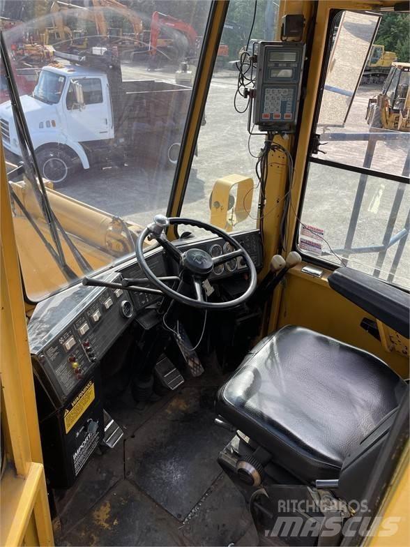 Michigan 275C Wheel loaders