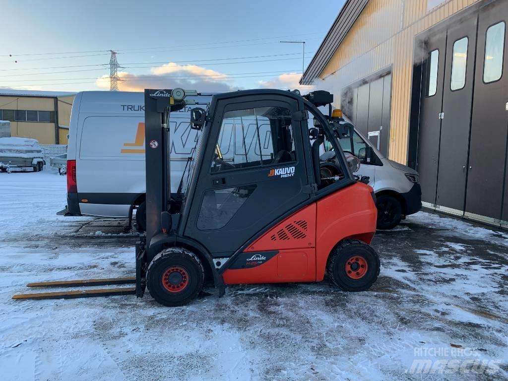 Linde H25T-02 LPG trucks