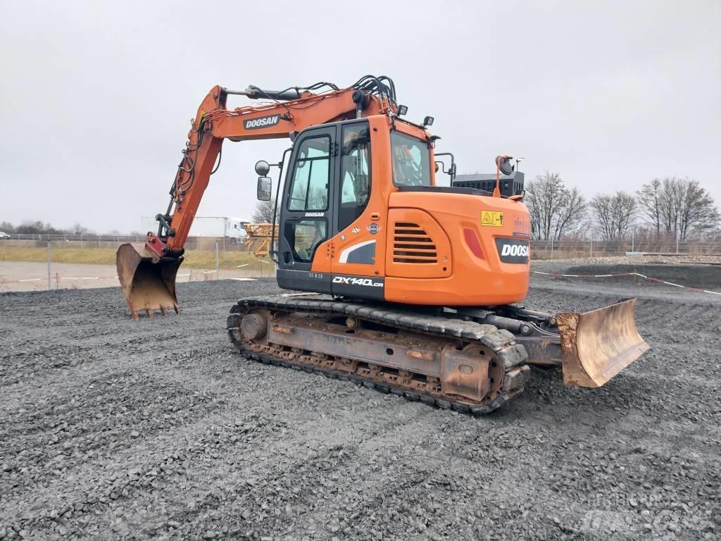 Develon DX 140 LCR-5 Crawler excavators