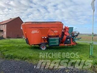 Kuhn Typ 2070 Feed mixer