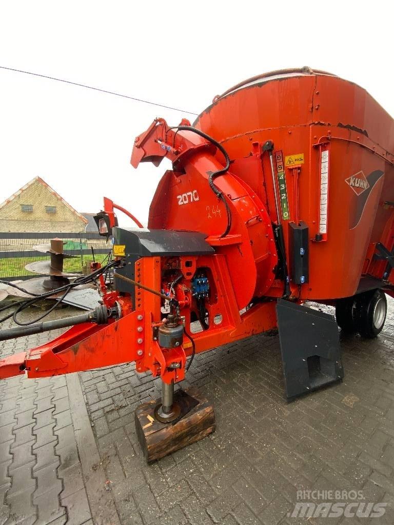 Kuhn Typ 2070 Feed mixer