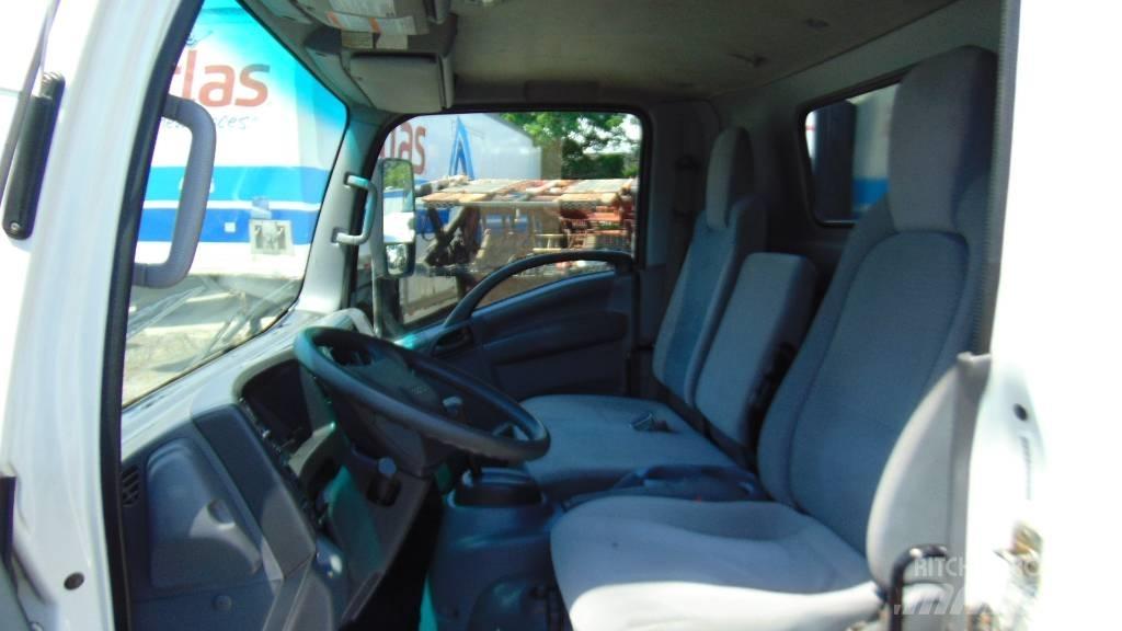 Isuzu NRR Flatbed / Dropside trucks