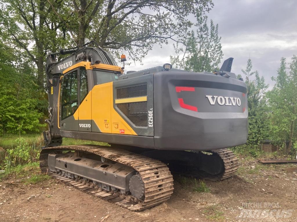 Volvo EC 250 EL Crawler excavators