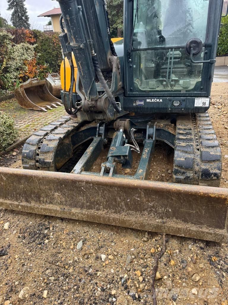 Hyundai HX 85 A Mini excavators  7t - 12t